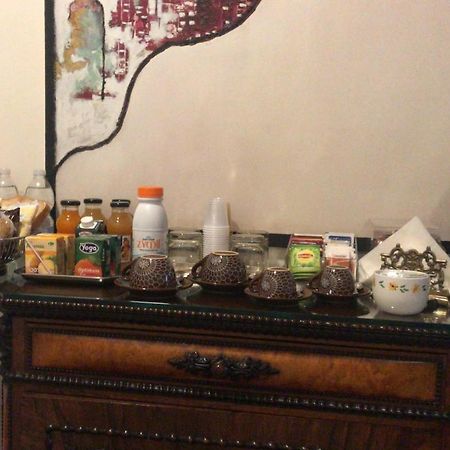 B&B Le Vibrazioni Рим Екстериор снимка