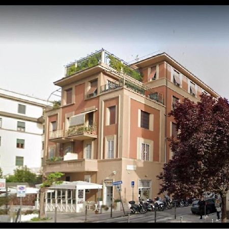 B&B Le Vibrazioni Рим Екстериор снимка
